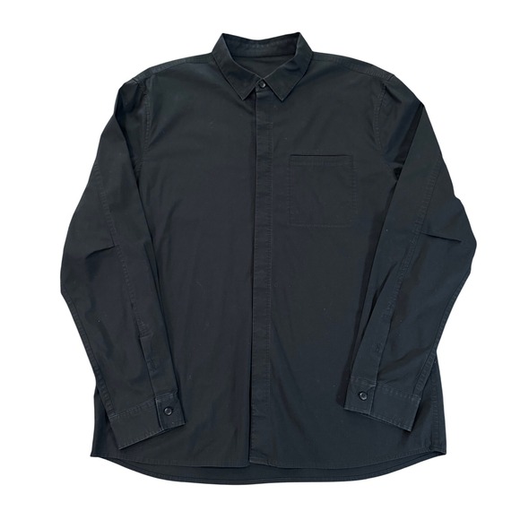 lululemon athletica Other - Lululemon Men's Move Hidden Button Down Shirt XL Black Minimal Sleek EUC